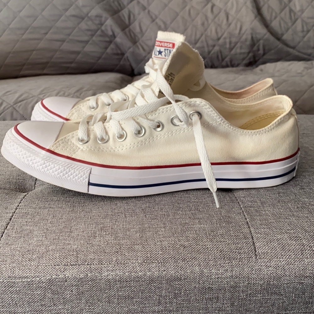 Converse All Star men’s size 9 used color white